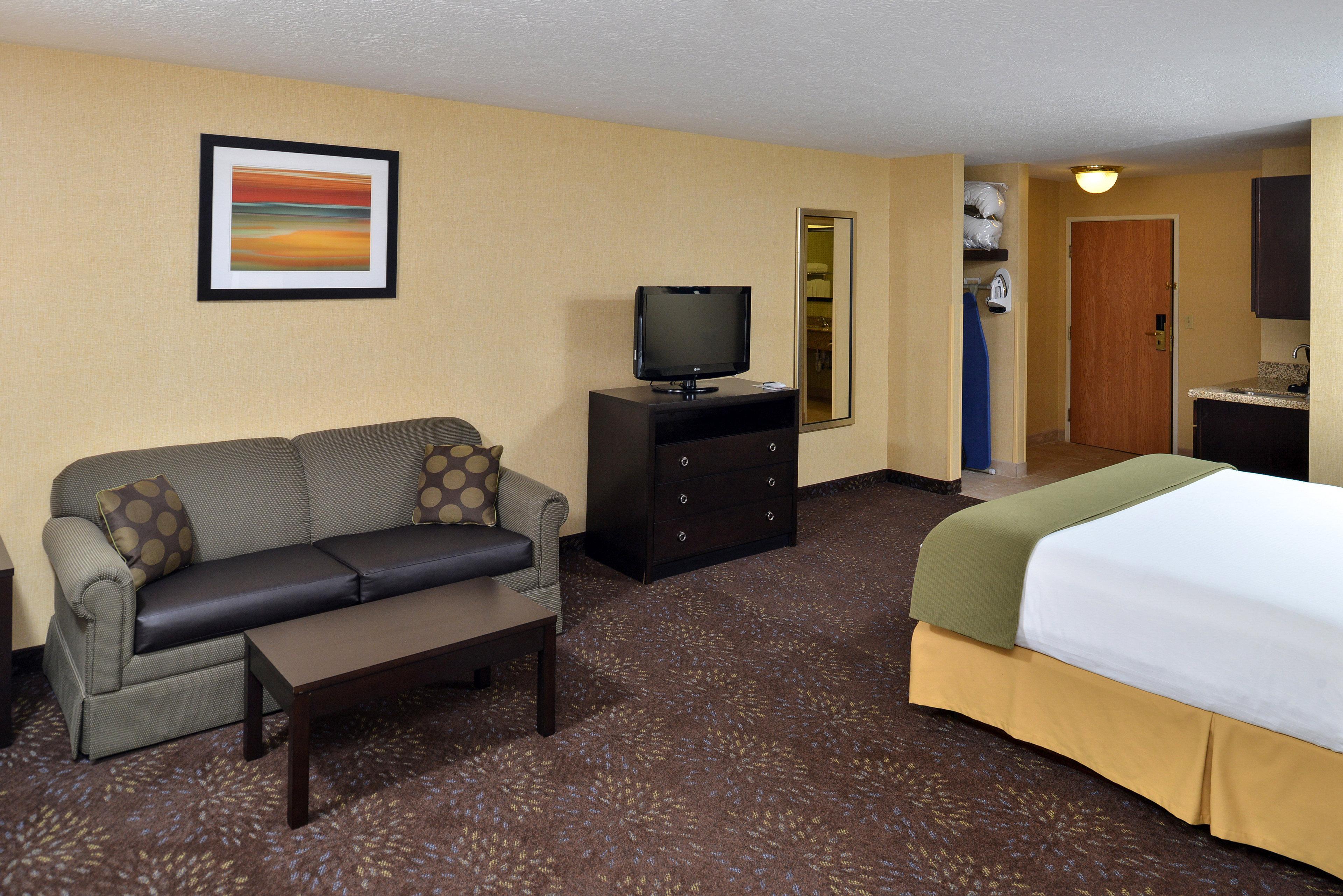 Holiday Inn Express Hotel & Suites Charlotte By Ihg Dış mekan fotoğraf