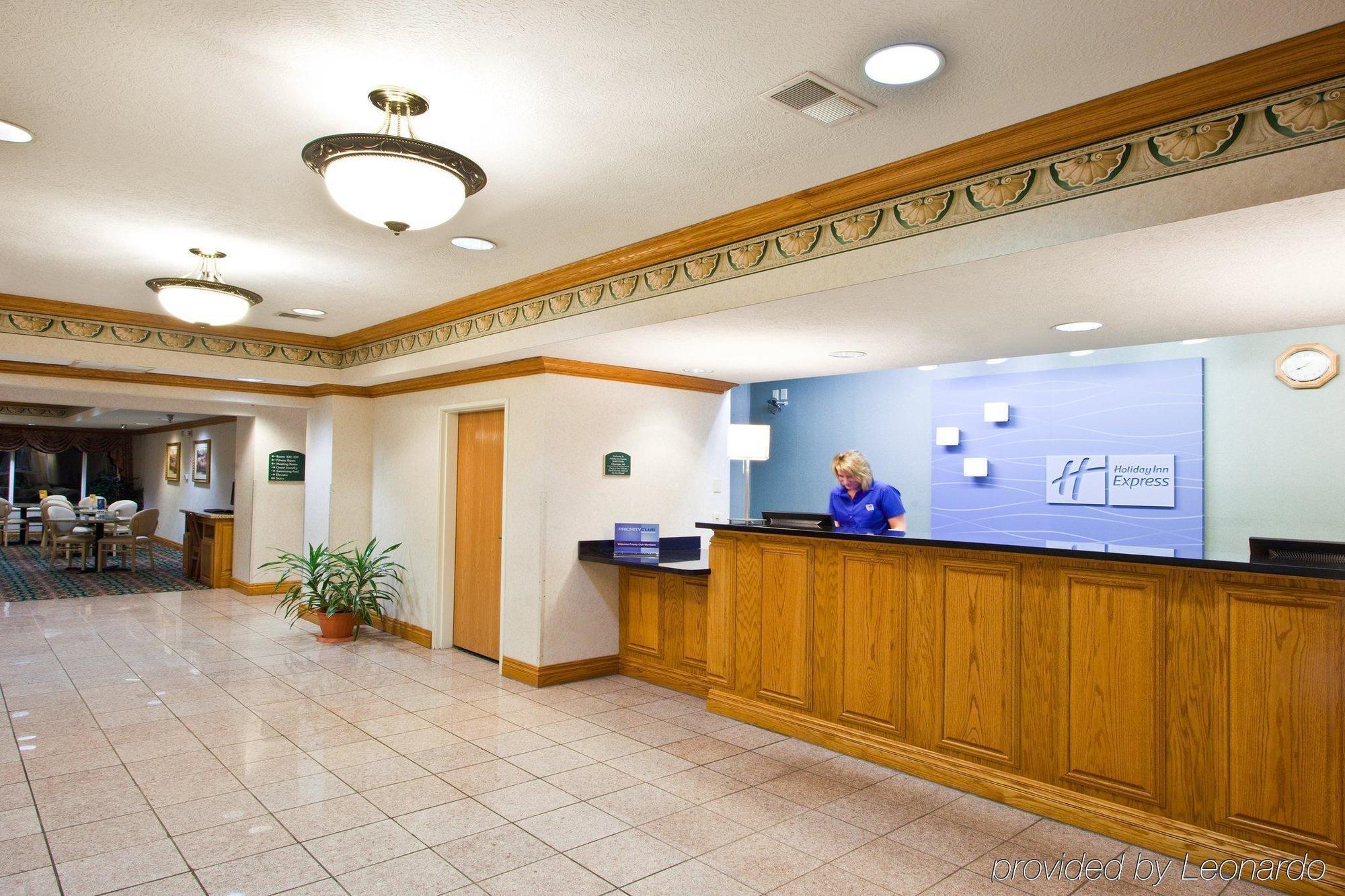 Holiday Inn Express Hotel & Suites Charlotte By Ihg İç mekan fotoğraf