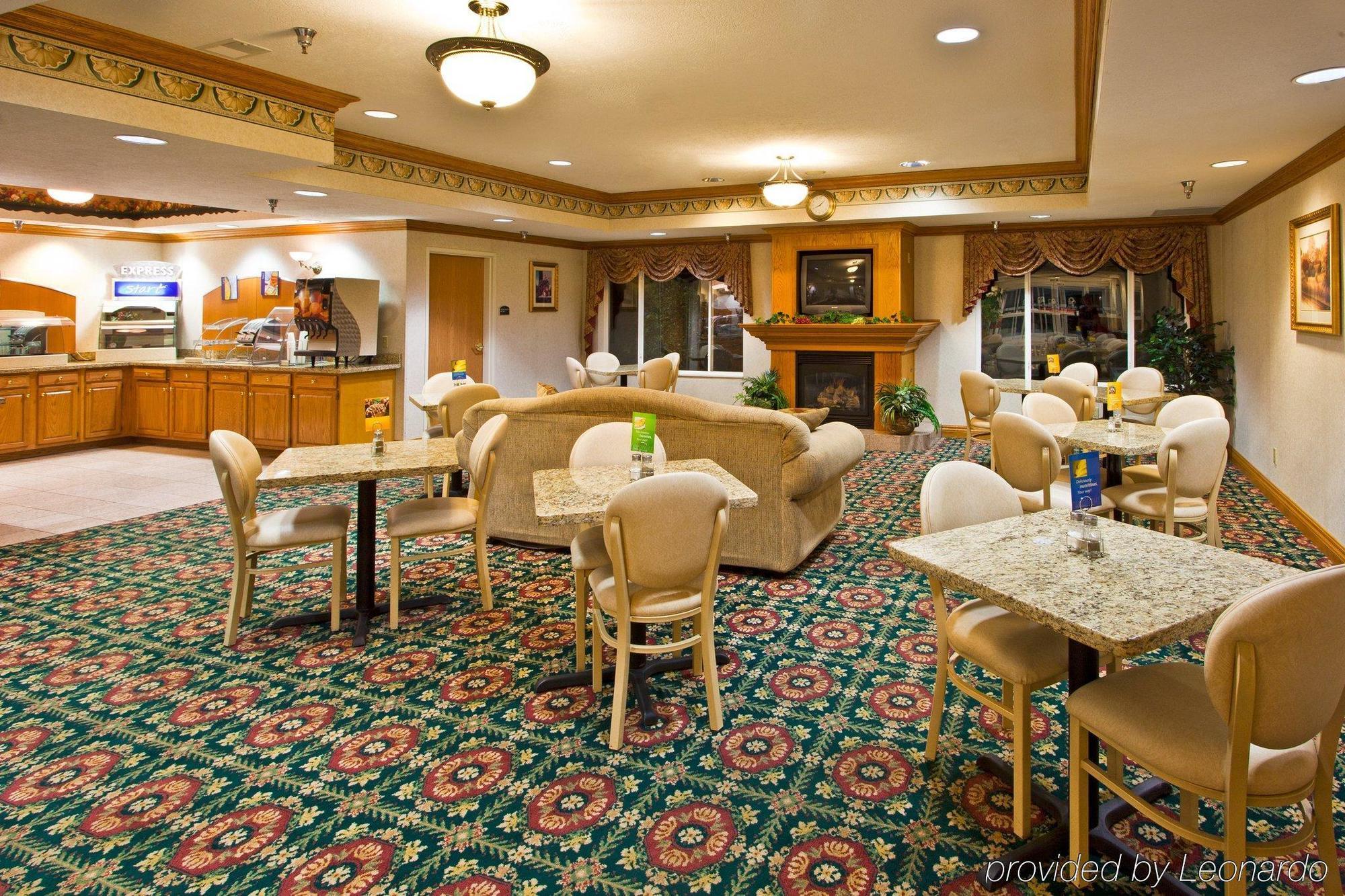 Holiday Inn Express Hotel & Suites Charlotte By Ihg Dış mekan fotoğraf